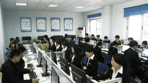软件开发工程师专业入行门槛并不高,在江西新华电脑学院软件开发培训